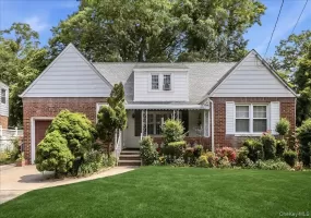98 Arkansas Drive, Hempstead, NY, 4 Bedrooms Bedrooms, 7 Rooms Rooms,1 BathroomBathrooms,Residential,For Rent,Arkansas,0,1011458 98 Arkansas Drive, Hempstead, NY, 4 Bedrooms Bedrooms, 7 Rooms Rooms,1 BathroomBathrooms,Residential,For Rent,Arkansas,0,1011458
