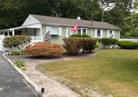 152 Grand Avenue, Brookhaven, NY, 3 Bedrooms Bedrooms, 6 Rooms Rooms,1 BathroomBathrooms,Residential,For Rent,Grand,0,1012144 152 Grand Avenue, Brookhaven, NY, 3 Bedrooms Bedrooms, 6 Rooms Rooms,1 BathroomBathrooms,Residential,For Rent,Grand,0,1012144