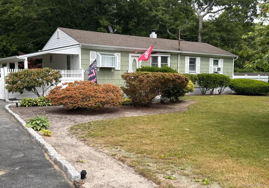 152 Grand Avenue, Brookhaven, NY, 3 Bedrooms Bedrooms, 6 Rooms Rooms,1 BathroomBathrooms,Residential,For Rent,Grand,0,1012144 152 Grand Avenue, Brookhaven, NY, 3 Bedrooms Bedrooms, 6 Rooms Rooms,1 BathroomBathrooms,Residential,For Rent,Grand,0,1012144