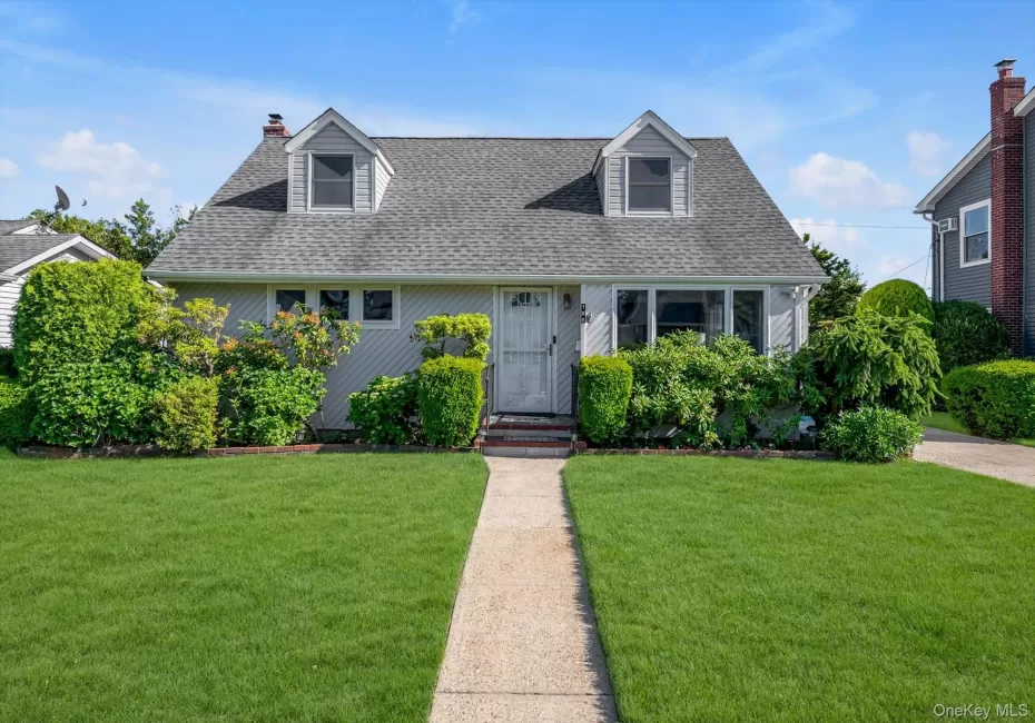 106 Campbell Street, North Hempstead, NY, 4 Bedrooms Bedrooms, 5 Rooms Rooms,2 BathroomsBathrooms,Residential,For Rent,Campbell,0,1012064 106 Campbell Street, North Hempstead, NY, 4 Bedrooms Bedrooms, 5 Rooms Rooms,2 BathroomsBathrooms,Residential,For Rent,Campbell,0,1012064