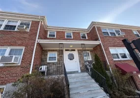 182 Unit #B4 Brook Street, Scarsdale, NY, 3 Rooms Rooms,1 BathroomBathrooms,Residential Lease,For Rent,Brook,0,1012429 182 Unit #B4 Brook Street, Scarsdale, NY, 3 Rooms Rooms,1 BathroomBathrooms,Residential Lease,For Rent,Brook,0,1012429