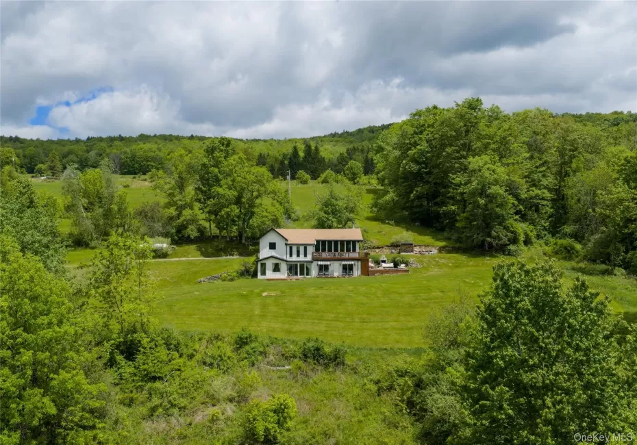 822 Burton Hill Road, Middletown, NY, 3 Bedrooms Bedrooms, 6 Rooms Rooms,3 BathroomsBathrooms,Residential,For Rent,Burton Hill,0,1012448 822 Burton Hill Road, Middletown, NY, 3 Bedrooms Bedrooms, 6 Rooms Rooms,3 BathroomsBathrooms,Residential,For Rent,Burton Hill,0,1012448