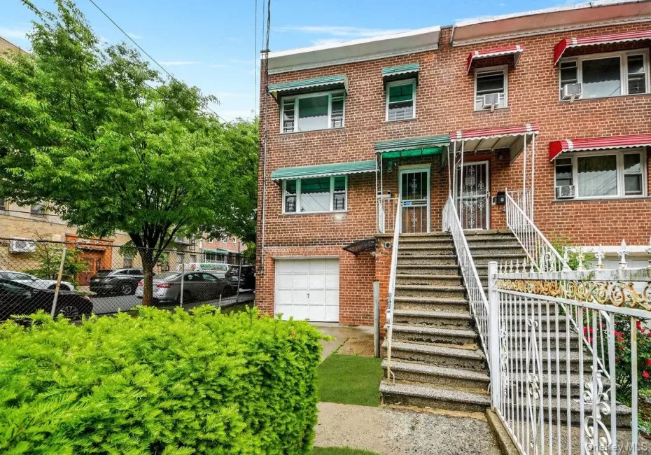 3722 Bronxwood Avenue, New York, NY, 3 Bedrooms Bedrooms, 3 Rooms Rooms,1 BathroomBathrooms,Residential Lease,For Rent,Bronxwood,0,1005369 3722 Bronxwood Avenue, New York, NY, 3 Bedrooms Bedrooms, 3 Rooms Rooms,1 BathroomBathrooms,Residential Lease,For Rent,Bronxwood,0,1005369