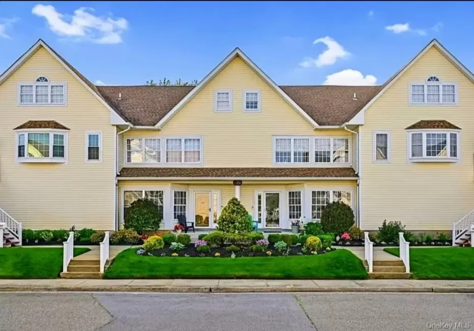 226-b Westside Avenue, Hempstead, NY, 3 Bedrooms Bedrooms, 10 Rooms Rooms,2 BathroomsBathrooms,Residential,For Rent,Westside,0,1011989 226-b Westside Avenue, Hempstead, NY, 3 Bedrooms Bedrooms, 10 Rooms Rooms,2 BathroomsBathrooms,Residential,For Rent,Westside,0,1011989