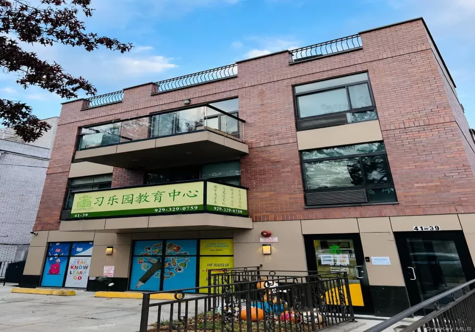 41-39 149th St, New York, NY, 2 Bedrooms Bedrooms, 5 Rooms Rooms,2 BathroomsBathrooms,Residential,For Rent,149th St,0,1012518 41-39 149th St, New York, NY, 2 Bedrooms Bedrooms, 5 Rooms Rooms,2 BathroomsBathrooms,Residential,For Rent,149th St,0,1012518