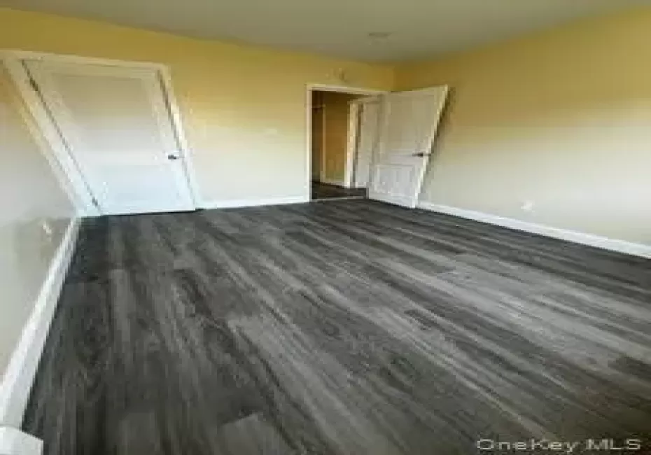 917 East 82nd Street, New York, NY, 3 Bedrooms Bedrooms, 7 Rooms Rooms,2 BathroomsBathrooms,Residential Lease,For Rent,East 82nd,0,1012552 917 East 82nd Street, New York, NY, 3 Bedrooms Bedrooms, 7 Rooms Rooms,2 BathroomsBathrooms,Residential Lease,For Rent,East 82nd,0,1012552