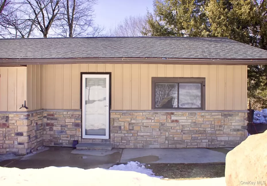 505 State Route 208, New Paltz, NY, 1 Bedroom Bedrooms, 3 Rooms Rooms,1 BathroomBathrooms,Residential Lease,For Rent,State Route 208,0,1012604 505 State Route 208, New Paltz, NY, 1 Bedroom Bedrooms, 3 Rooms Rooms,1 BathroomBathrooms,Residential Lease,For Rent,State Route 208,0,1012604