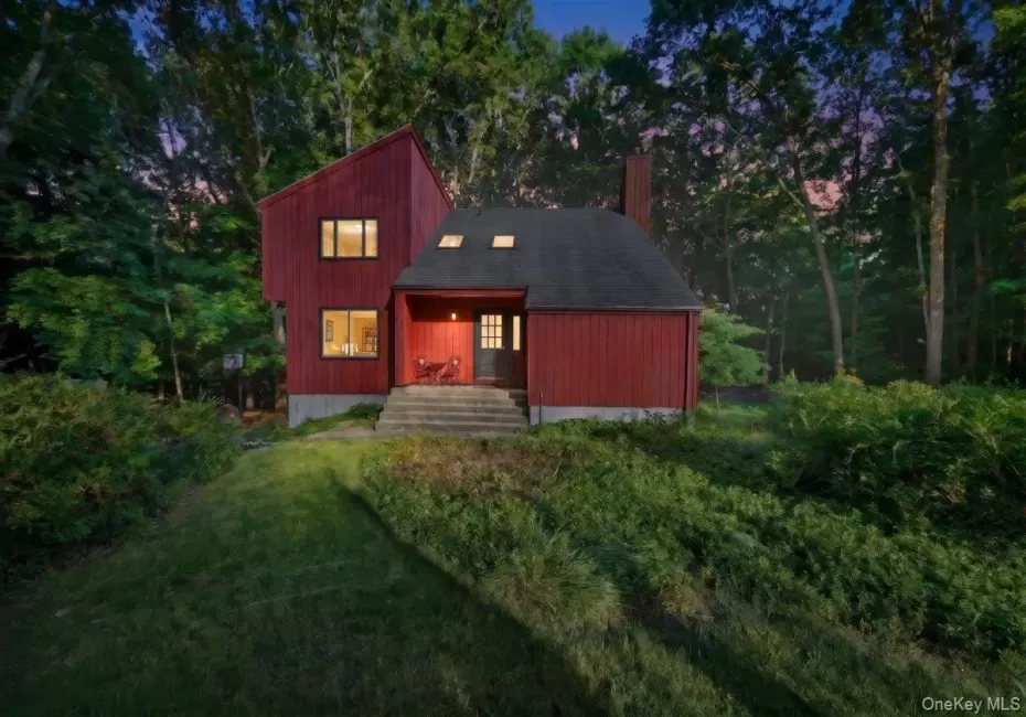 2 Victor Lane, Carmel, NY, 4 Bedrooms Bedrooms, 10 Rooms Rooms,2 BathroomsBathrooms,Residential,For Rent,Victor,0,1012479 2 Victor Lane, Carmel, NY, 4 Bedrooms Bedrooms, 10 Rooms Rooms,2 BathroomsBathrooms,Residential,For Rent,Victor,0,1012479