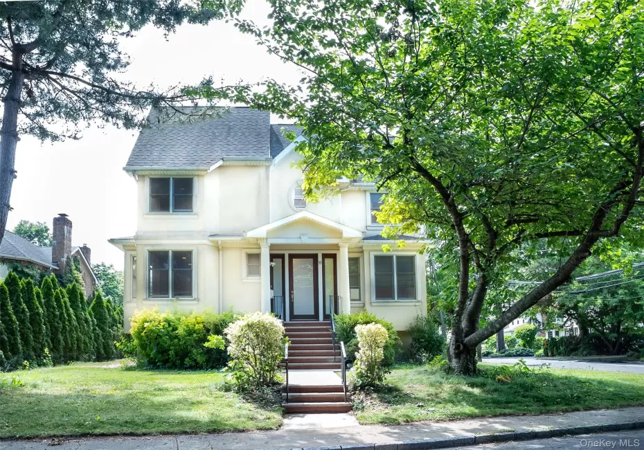 11 Willow Lane, North Hempstead, NY, 3 Bedrooms Bedrooms, 12 Rooms Rooms,2 BathroomsBathrooms,Residential Lease,For Rent,Willow,0,1010773 11 Willow Lane, North Hempstead, NY, 3 Bedrooms Bedrooms, 12 Rooms Rooms,2 BathroomsBathrooms,Residential Lease,For Rent,Willow,0,1010773
