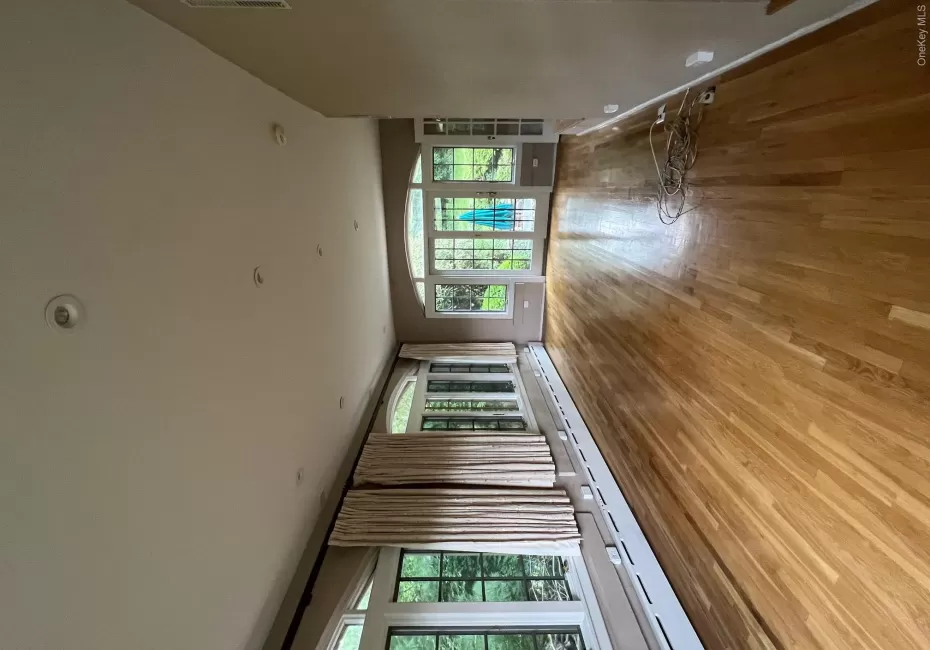 246 Beechmont Drive, New Rochelle, NY, 6 Bedrooms Bedrooms, 10 Rooms Rooms,3 BathroomsBathrooms,Residential Lease,For Rent,Beechmont,0,995003 246 Beechmont Drive, New Rochelle, NY, 6 Bedrooms Bedrooms, 10 Rooms Rooms,3 BathroomsBathrooms,Residential Lease,For Rent,Beechmont,0,995003