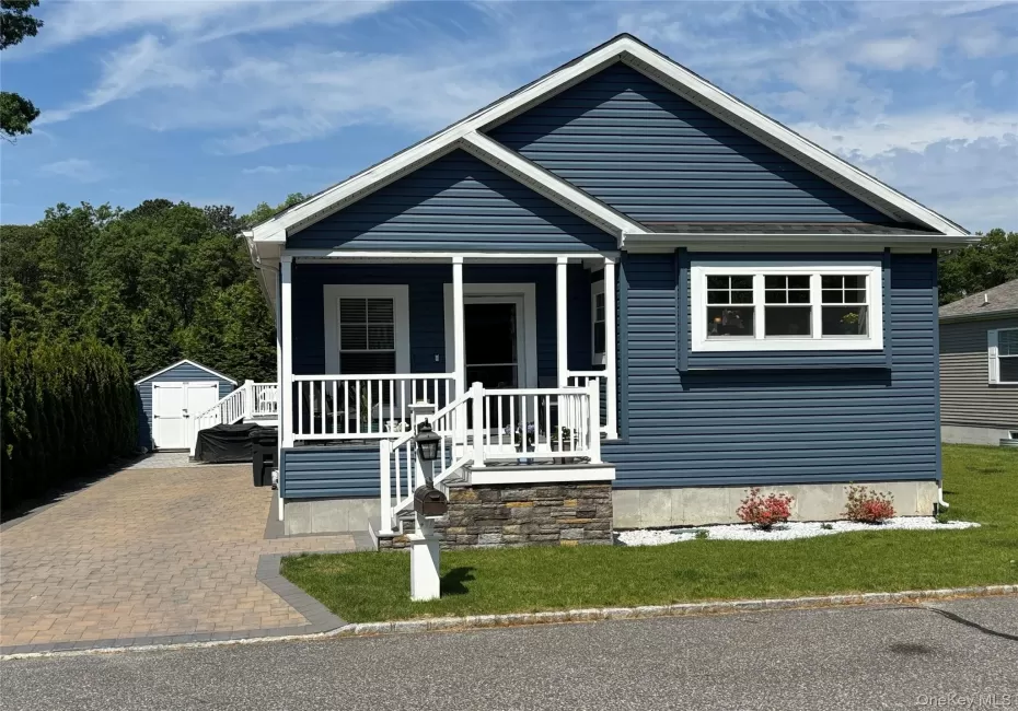 1661 Old Country Road, Riverhead, NY, 2 Bedrooms Bedrooms, 5 Rooms Rooms,2 BathroomsBathrooms,Residential,For Rent,Old Country,0,1006987 1661 Old Country Road, Riverhead, NY, 2 Bedrooms Bedrooms, 5 Rooms Rooms,2 BathroomsBathrooms,Residential,For Rent,Old Country,0,1006987
