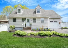 51 Lake Drive, Brookhaven, NY, 3 Bedrooms Bedrooms, 6 Rooms Rooms,2 BathroomsBathrooms,Residential,For Rent,Lake,0,1009335 51 Lake Drive, Brookhaven, NY, 3 Bedrooms Bedrooms, 6 Rooms Rooms,2 BathroomsBathrooms,Residential,For Rent,Lake,0,1009335