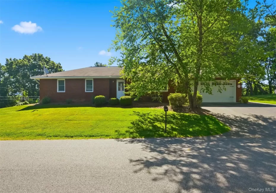 5 Oak Ridge Drive, New Windsor, NY, 3 Bedrooms Bedrooms, 6 Rooms Rooms,1 BathroomBathrooms,Residential,For Rent,Oak Ridge,0,999959 5 Oak Ridge Drive, New Windsor, NY, 3 Bedrooms Bedrooms, 6 Rooms Rooms,1 BathroomBathrooms,Residential,For Rent,Oak Ridge,0,999959