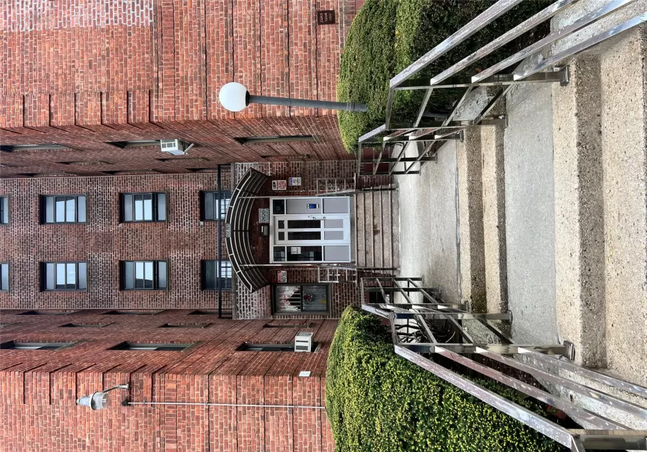 2620 13th Street, New York, NY, 3 Bedrooms Bedrooms, 7 Rooms Rooms,1 BathroomBathrooms,Residential,For Rent,13th,0,1010159 2620 13th Street, New York, NY, 3 Bedrooms Bedrooms, 7 Rooms Rooms,1 BathroomBathrooms,Residential,For Rent,13th,0,1010159