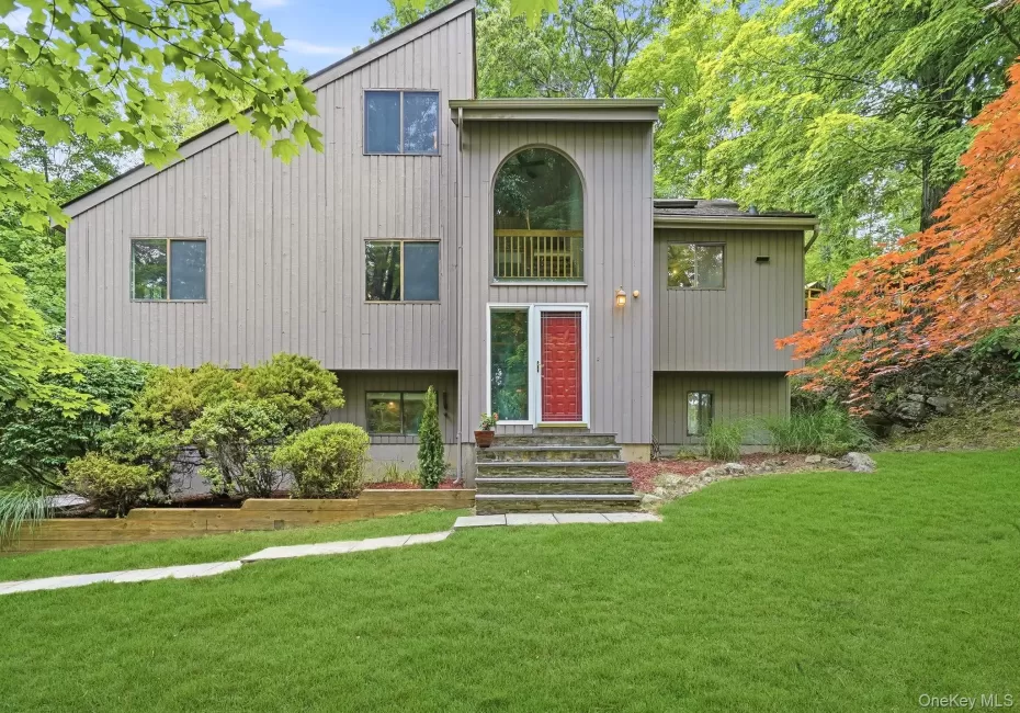 Welcome to 43 Powder Horn! The home sits on almost an acre, on a desirable cul-de-sac in Cortlandt Manor Welcome to 43 Powder Horn! The home sits on almost an acre, on a desirable cul-de-sac in Cortlandt Manor