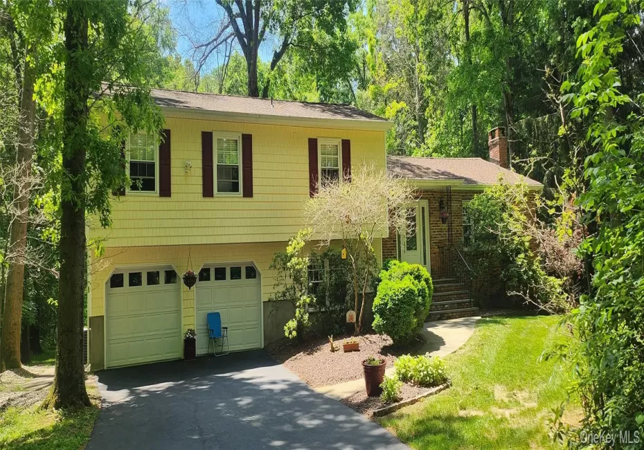 32 Queen Anne Lane, East Fishkill, NY, 4 Bedrooms Bedrooms, 10 Rooms Rooms,2 BathroomsBathrooms,Residential,For Rent,Queen Anne,0,1012242 32 Queen Anne Lane, East Fishkill, NY, 4 Bedrooms Bedrooms, 10 Rooms Rooms,2 BathroomsBathrooms,Residential,For Rent,Queen Anne,0,1012242