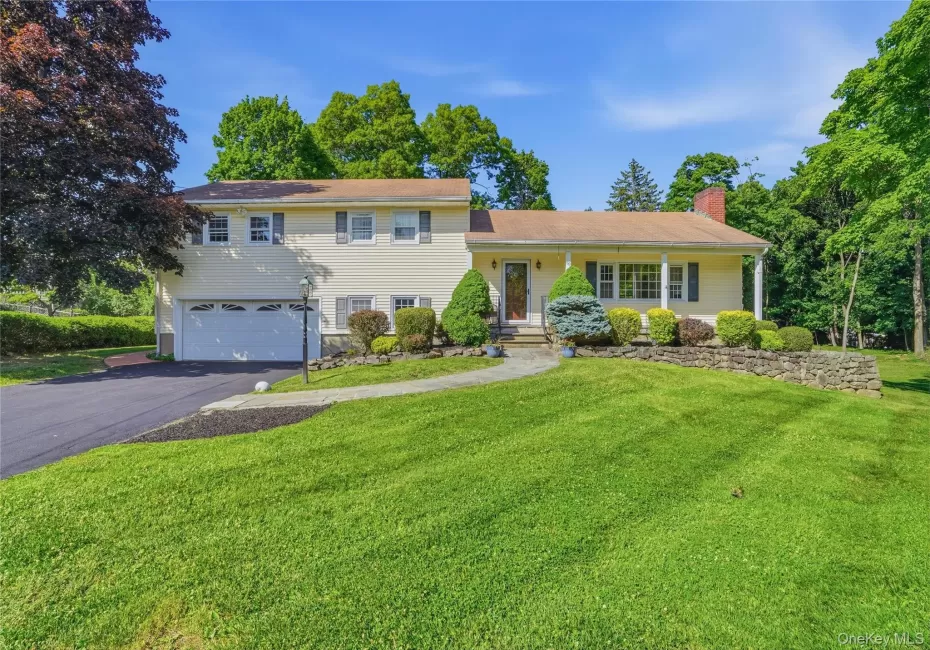 10 Sharon Court, Cornwall, NY, 4 Bedrooms Bedrooms, 11 Rooms Rooms,2 BathroomsBathrooms,Residential,For Rent,Sharon,0,1010979 10 Sharon Court, Cornwall, NY, 4 Bedrooms Bedrooms, 11 Rooms Rooms,2 BathroomsBathrooms,Residential,For Rent,Sharon,0,1010979