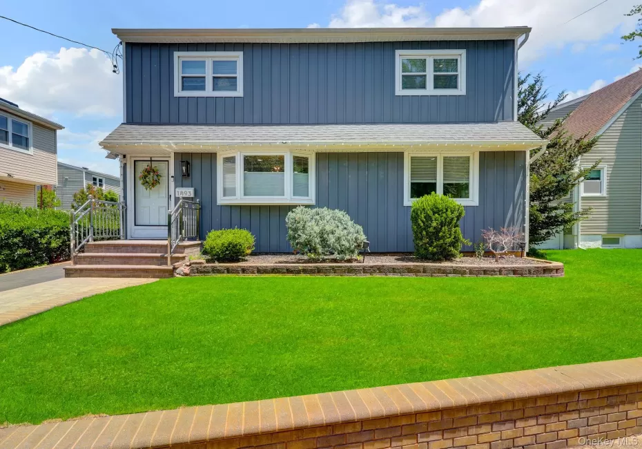 1893 Meadowbrook Road, Hempstead, NY, 4 Bedrooms Bedrooms, 8 Rooms Rooms,2 BathroomsBathrooms,Residential,For Rent,Meadowbrook,0,1012655 1893 Meadowbrook Road, Hempstead, NY, 4 Bedrooms Bedrooms, 8 Rooms Rooms,2 BathroomsBathrooms,Residential,For Rent,Meadowbrook,0,1012655