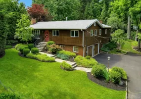 185 Lincoln Street, Orangetown, NY, 4 Bedrooms Bedrooms, 8 Rooms Rooms,2 BathroomsBathrooms,Residential,For Rent,Lincoln,0,1011998 185 Lincoln Street, Orangetown, NY, 4 Bedrooms Bedrooms, 8 Rooms Rooms,2 BathroomsBathrooms,Residential,For Rent,Lincoln,0,1011998