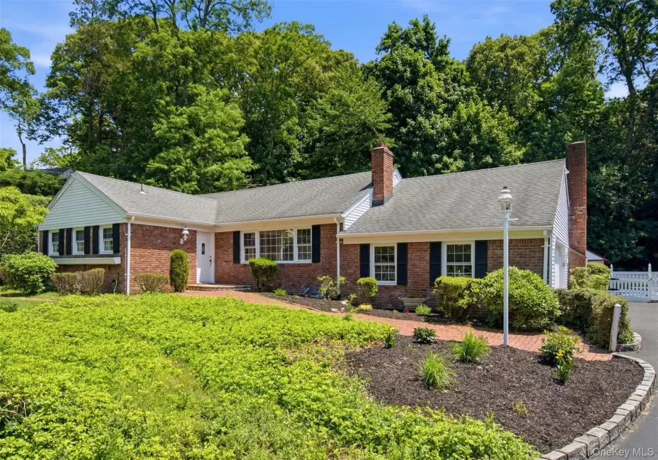92 Christian Avenue, Brookhaven, NY, 3 Bedrooms Bedrooms, 7 Rooms Rooms,2 BathroomsBathrooms,Residential,For Rent,Christian,0,1011927 92 Christian Avenue, Brookhaven, NY, 3 Bedrooms Bedrooms, 7 Rooms Rooms,2 BathroomsBathrooms,Residential,For Rent,Christian,0,1011927
