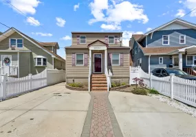 55 West Avenue, Hempstead, NY, 4 Bedrooms Bedrooms, 9 Rooms Rooms,2 BathroomsBathrooms,Residential,For Rent,West,0,1012755 55 West Avenue, Hempstead, NY, 4 Bedrooms Bedrooms, 9 Rooms Rooms,2 BathroomsBathrooms,Residential,For Rent,West,0,1012755
