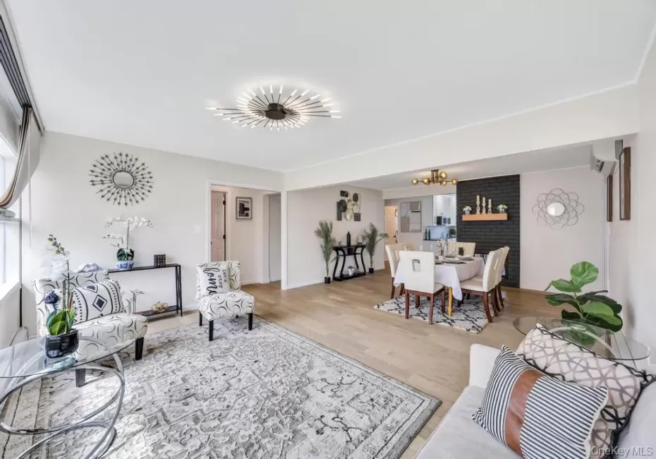17 Skylark Lane, Hempstead, NY, 5 Bedrooms Bedrooms, 8 Rooms Rooms,2 BathroomsBathrooms,Residential,For Rent,Skylark,0,1012615 17 Skylark Lane, Hempstead, NY, 5 Bedrooms Bedrooms, 8 Rooms Rooms,2 BathroomsBathrooms,Residential,For Rent,Skylark,0,1012615