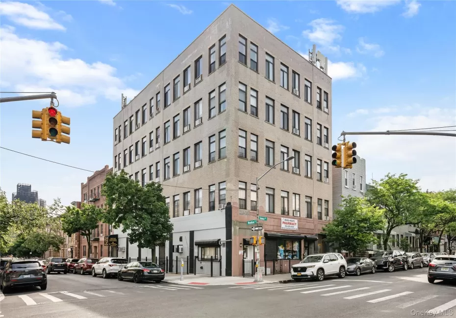 714 Seneca Avenue, New York, NY, 1 Bedroom Bedrooms, 2 Rooms Rooms,1 BathroomBathrooms,Residential,For Rent,Seneca,0,1010842 714 Seneca Avenue, New York, NY, 1 Bedroom Bedrooms, 2 Rooms Rooms,1 BathroomBathrooms,Residential,For Rent,Seneca,0,1010842