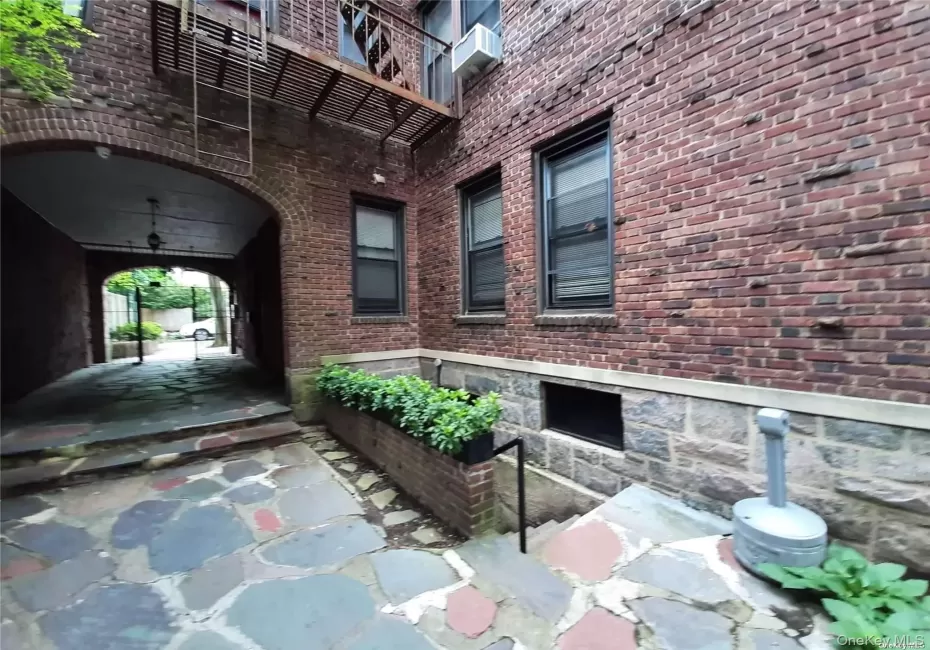 1 Hillside Avenue, North Hempstead, NY, 2 Rooms Rooms,1 BathroomBathrooms,Residential Lease,For Rent,Hillside,0,1012806 1 Hillside Avenue, North Hempstead, NY, 2 Rooms Rooms,1 BathroomBathrooms,Residential Lease,For Rent,Hillside,0,1012806