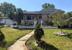 50 Beatrice Drive, Brookhaven, NY, 3 Bedrooms Bedrooms, 6 Rooms Rooms,2 BathroomsBathrooms,Residential,For Rent,Beatrice,0,1012892 50 Beatrice Drive, Brookhaven, NY, 3 Bedrooms Bedrooms, 6 Rooms Rooms,2 BathroomsBathrooms,Residential,For Rent,Beatrice,0,1012892