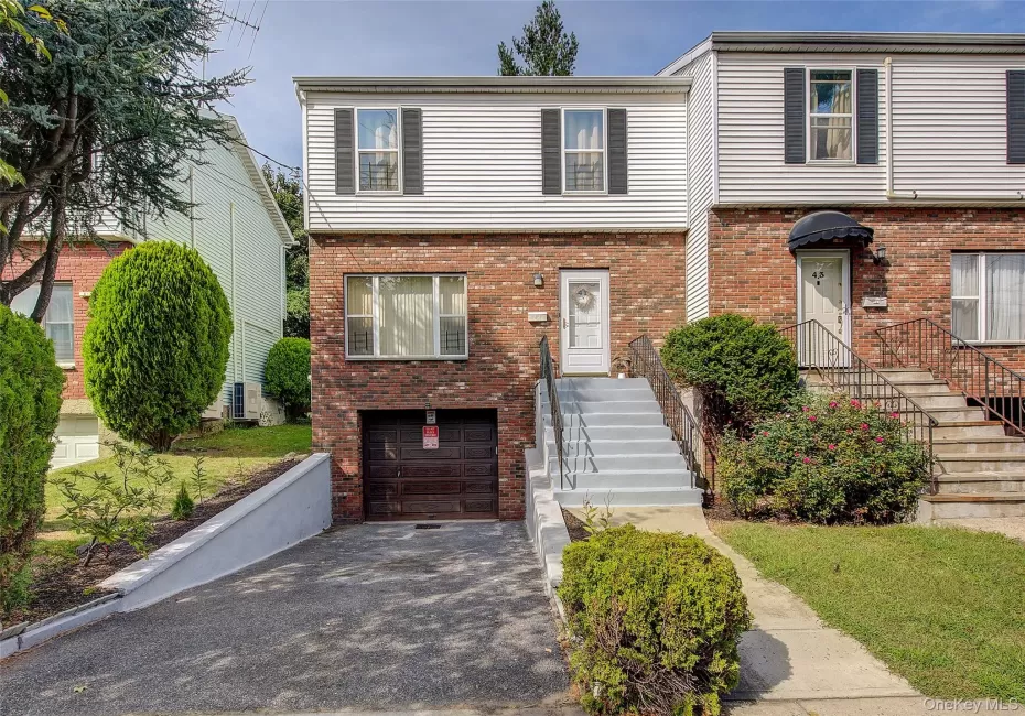 41 Beechwood Avenue, Mount Vernon, NY, 3 Bedrooms Bedrooms, 7 Rooms Rooms,2 BathroomsBathrooms,Residential Lease,For Rent,Beechwood,0,977214 41 Beechwood Avenue, Mount Vernon, NY, 3 Bedrooms Bedrooms, 7 Rooms Rooms,2 BathroomsBathrooms,Residential Lease,For Rent,Beechwood,0,977214