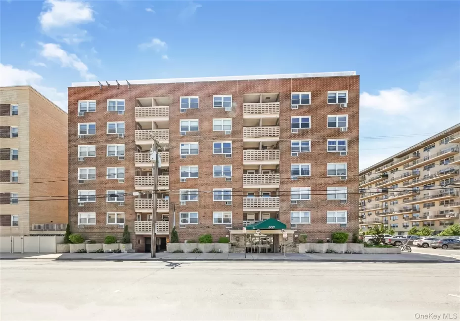 600 Shore Road, Long Beach, NY, 1 Bedroom Bedrooms, 4 Rooms Rooms,1 BathroomBathrooms,Residential,For Rent,Shore,0,1005294 600 Shore Road, Long Beach, NY, 1 Bedroom Bedrooms, 4 Rooms Rooms,1 BathroomBathrooms,Residential,For Rent,Shore,0,1005294