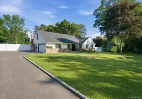 174 Warner Road, Huntington, NY, 5 Bedrooms Bedrooms, 14 Rooms Rooms,3 BathroomsBathrooms,Residential,For Rent,Warner,0,1012946 174 Warner Road, Huntington, NY, 5 Bedrooms Bedrooms, 14 Rooms Rooms,3 BathroomsBathrooms,Residential,For Rent,Warner,0,1012946