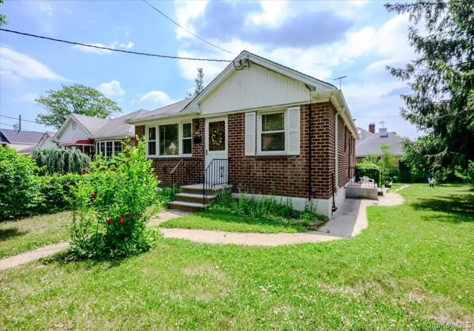 3254 Lafayette Avenue, New York, NY, 3 Bedrooms Bedrooms, 7 Rooms Rooms,1 BathroomBathrooms,Residential,For Rent,Lafayette,0,1012986 3254 Lafayette Avenue, New York, NY, 3 Bedrooms Bedrooms, 7 Rooms Rooms,1 BathroomBathrooms,Residential,For Rent,Lafayette,0,1012986