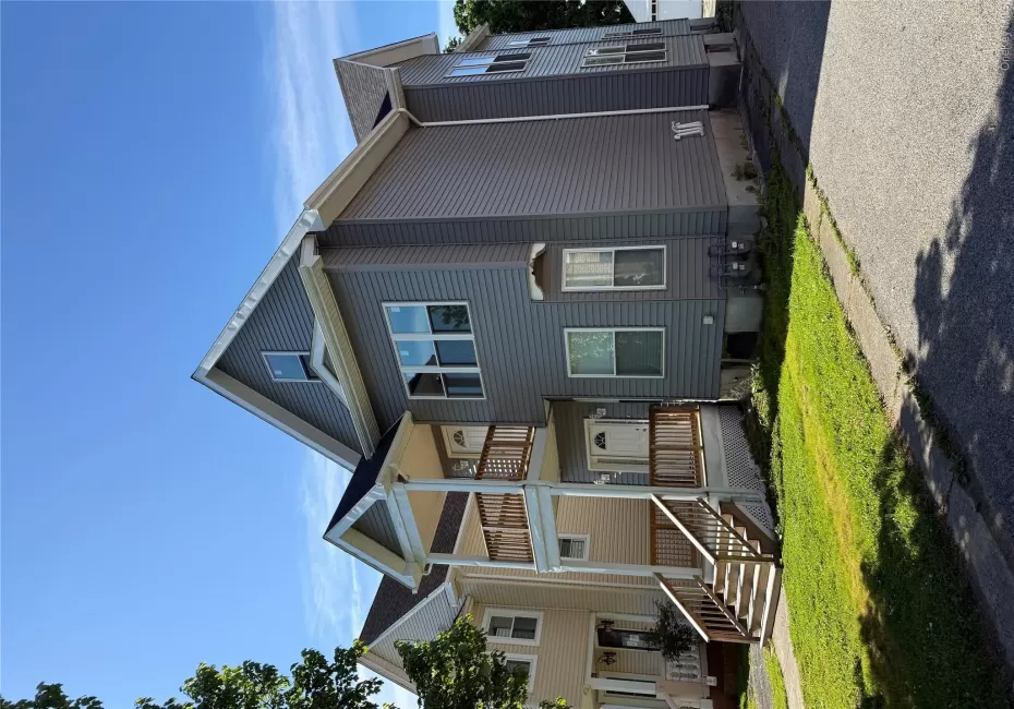 228 Mansion Street, Poughkeepsie, NY, 4 Bedrooms Bedrooms, 6 Rooms Rooms,1 BathroomBathrooms,Residential Lease,For Rent,Mansion,0,1012914 228 Mansion Street, Poughkeepsie, NY, 4 Bedrooms Bedrooms, 6 Rooms Rooms,1 BathroomBathrooms,Residential Lease,For Rent,Mansion,0,1012914