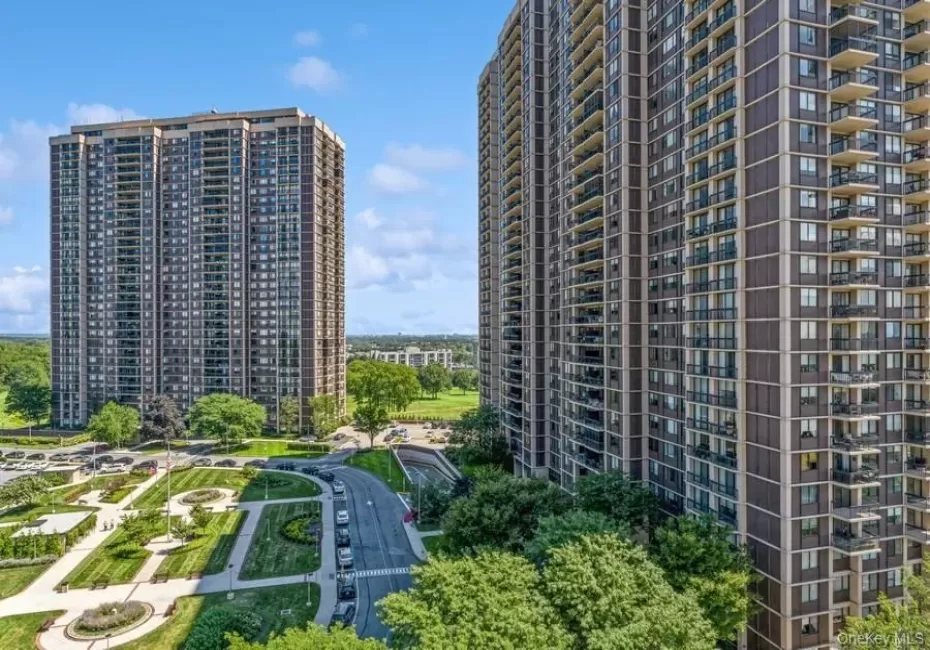 26910 Grand Central Parkway, New York, NY, 1 Bedroom Bedrooms, 3 Rooms Rooms,1 BathroomBathrooms,Residential,For Rent,Grand Central,0,1012879 26910 Grand Central Parkway, New York, NY, 1 Bedroom Bedrooms, 3 Rooms Rooms,1 BathroomBathrooms,Residential,For Rent,Grand Central,0,1012879