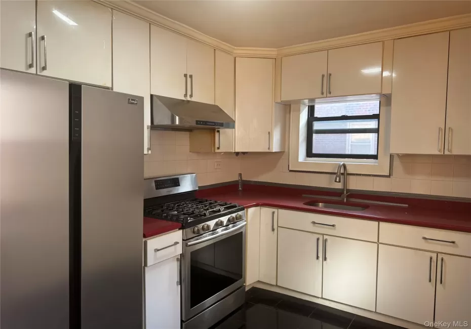 14336 Barclay Avenue, New York, NY, 1 Bedroom Bedrooms, 4 Rooms Rooms,1 BathroomBathrooms,Residential,For Rent,Barclay,0,1013073 14336 Barclay Avenue, New York, NY, 1 Bedroom Bedrooms, 4 Rooms Rooms,1 BathroomBathrooms,Residential,For Rent,Barclay,0,1013073