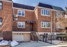70-14 Olcott Street, New York, NY, 3 Bedrooms Bedrooms, 6 Rooms Rooms,1 BathroomBathrooms,Residential Lease,For Rent,Olcott,0,1013029 70-14 Olcott Street, New York, NY, 3 Bedrooms Bedrooms, 6 Rooms Rooms,1 BathroomBathrooms,Residential Lease,For Rent,Olcott,0,1013029
