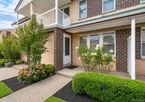 312 Artist Lake Drive, Brookhaven, NY, 1 Bedroom Bedrooms, 4 Rooms Rooms,1 BathroomBathrooms,Residential,For Rent,Artist Lake,0,1013062 312 Artist Lake Drive, Brookhaven, NY, 1 Bedroom Bedrooms, 4 Rooms Rooms,1 BathroomBathrooms,Residential,For Rent,Artist Lake,0,1013062