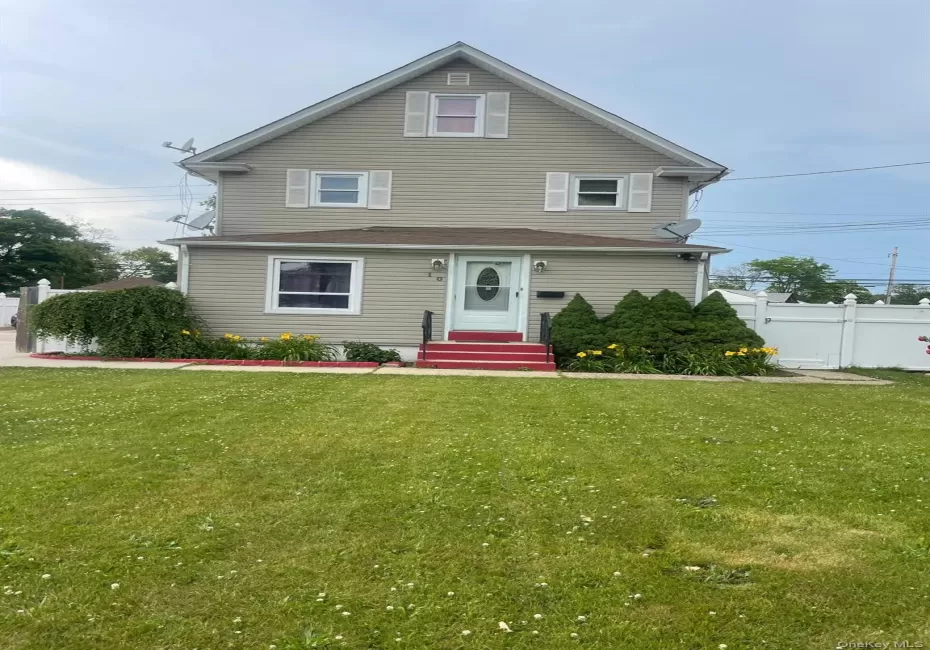 10 1st Avenue, Islip, NY, 5 Bedrooms Bedrooms, 9 Rooms Rooms,2 BathroomsBathrooms,Residential,For Rent,1st,0,1013081 10 1st Avenue, Islip, NY, 5 Bedrooms Bedrooms, 9 Rooms Rooms,2 BathroomsBathrooms,Residential,For Rent,1st,0,1013081