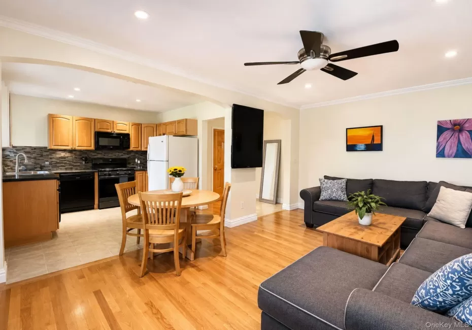 21-44 78 Street, New York, NY, 2 Bedrooms Bedrooms, 4 Rooms Rooms,1 BathroomBathrooms,Residential,For Rent,78,0,1012905 21-44 78 Street, New York, NY, 2 Bedrooms Bedrooms, 4 Rooms Rooms,1 BathroomBathrooms,Residential,For Rent,78,0,1012905