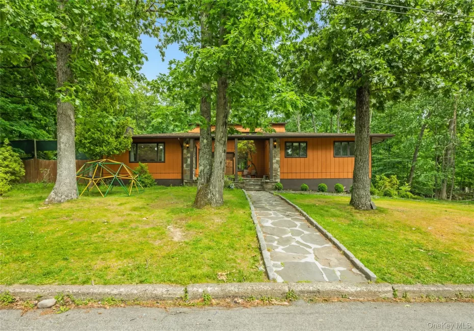 11 Cliff Court, Monroe, NY, 4 Bedrooms Bedrooms, 7 Rooms Rooms,2 BathroomsBathrooms,Residential,For Rent,Cliff,0,1011686 11 Cliff Court, Monroe, NY, 4 Bedrooms Bedrooms, 7 Rooms Rooms,2 BathroomsBathrooms,Residential,For Rent,Cliff,0,1011686