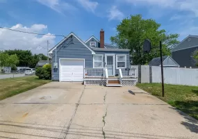 145 Lido Prom, Babylon, NY, 3 Bedrooms Bedrooms, 9 Rooms Rooms,2 BathroomsBathrooms,Residential,For Rent,Lido,0,1013011 145 Lido Prom, Babylon, NY, 3 Bedrooms Bedrooms, 9 Rooms Rooms,2 BathroomsBathrooms,Residential,For Rent,Lido,0,1013011