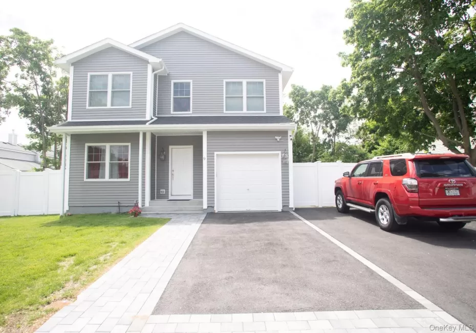9 Okane Street, Islip, NY, 6 Bedrooms Bedrooms, 11 Rooms Rooms,3 BathroomsBathrooms,Residential,For Rent,Okane,0,1006532 9 Okane Street, Islip, NY, 6 Bedrooms Bedrooms, 11 Rooms Rooms,3 BathroomsBathrooms,Residential,For Rent,Okane,0,1006532