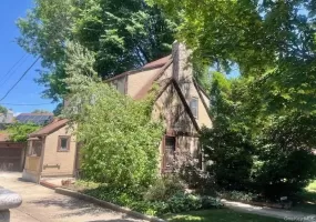 11515 Babbage Street, New York, NY, 3 Bedrooms Bedrooms, 7 Rooms Rooms,2 BathroomsBathrooms,Residential,For Rent,Babbage,0,1013230 11515 Babbage Street, New York, NY, 3 Bedrooms Bedrooms, 7 Rooms Rooms,2 BathroomsBathrooms,Residential,For Rent,Babbage,0,1013230