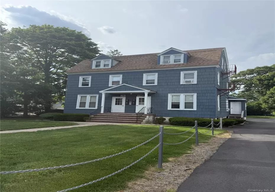 72-74 Pearsall Avenue, Hempstead, NY, 3 Bedrooms Bedrooms, 5 Rooms Rooms,1 BathroomBathrooms,Residential Lease,For Rent,Pearsall,0,1012949 72-74 Pearsall Avenue, Hempstead, NY, 3 Bedrooms Bedrooms, 5 Rooms Rooms,1 BathroomBathrooms,Residential Lease,For Rent,Pearsall,0,1012949