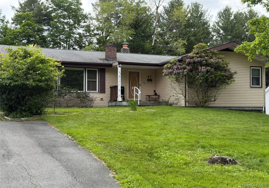 47 Winslow Place, Liberty, NY, 2 Bedrooms Bedrooms, 7 Rooms Rooms,2 BathroomsBathrooms,Residential,For Rent,Winslow,0,1012544 47 Winslow Place, Liberty, NY, 2 Bedrooms Bedrooms, 7 Rooms Rooms,2 BathroomsBathrooms,Residential,For Rent,Winslow,0,1012544