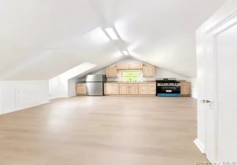 113 Middletown Road, Clarkstown, NY, 1 Bedroom Bedrooms, 2 Rooms Rooms,1 BathroomBathrooms,Residential Lease,For Rent,Middletown,0,1012335 113 Middletown Road, Clarkstown, NY, 1 Bedroom Bedrooms, 2 Rooms Rooms,1 BathroomBathrooms,Residential Lease,For Rent,Middletown,0,1012335