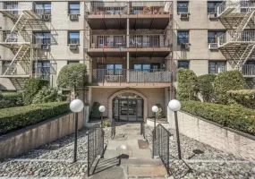 2261 Palmer Avenue, New Rochelle, NY, 1 Bedroom Bedrooms, 3 Rooms Rooms,1 BathroomBathrooms,Residential,For Rent,Palmer,0,885823 2261 Palmer Avenue, New Rochelle, NY, 1 Bedroom Bedrooms, 3 Rooms Rooms,1 BathroomBathrooms,Residential,For Rent,Palmer,0,885823