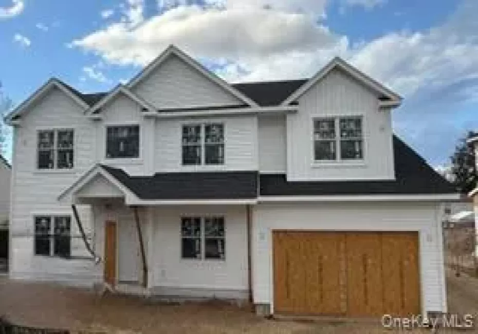121 Ontario Avenue, Oyster Bay, NY, 5 Bedrooms Bedrooms, 9 Rooms Rooms,3 BathroomsBathrooms,Residential,For Rent,Ontario,0,877613 121 Ontario Avenue, Oyster Bay, NY, 5 Bedrooms Bedrooms, 9 Rooms Rooms,3 BathroomsBathrooms,Residential,For Rent,Ontario,0,877613