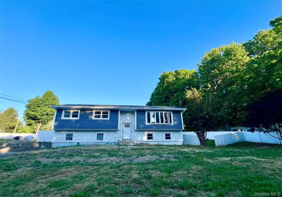 37 California Drive, Middletown, NY, 4 Bedrooms Bedrooms, 12 Rooms Rooms,2 BathroomsBathrooms,Residential,For Rent,California,0,1008642 37 California Drive, Middletown, NY, 4 Bedrooms Bedrooms, 12 Rooms Rooms,2 BathroomsBathrooms,Residential,For Rent,California,0,1008642